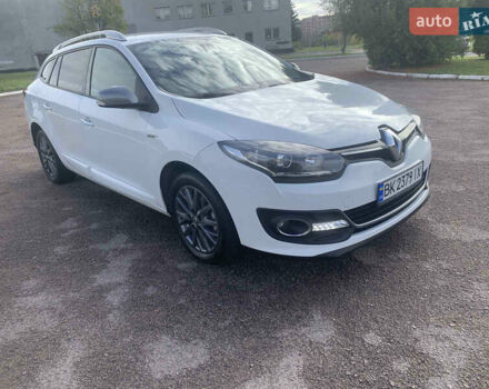 Рено Меган 2015 в Ровно на Automoto.ua Белый Рено Меган, объемом двигателя 1.5 л и пробегом 167 тыс. км за 9199 $, фото 2 на Automoto.ua