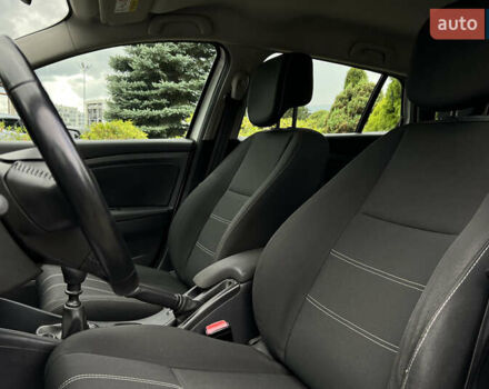 Белый Рено Меган, объемом двигателя 1.46 л и пробегом 243 тыс. км за 8850 $, фото 8 на Automoto.ua