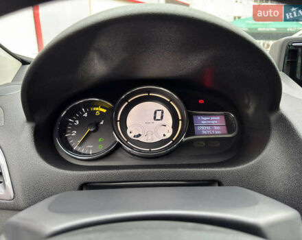 Белый Рено Меган, объемом двигателя 1.5 л и пробегом 278 тыс. км за 8900 $, фото 38 на Automoto.ua