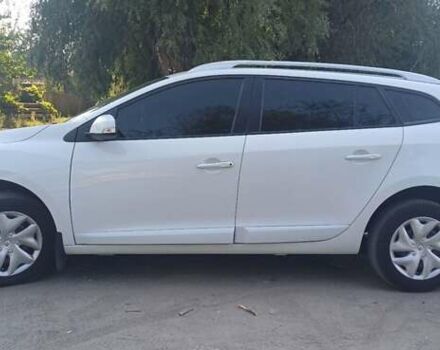 Белый Рено Меган, объемом двигателя 1.5 л и пробегом 297 тыс. км за 8500 $, фото 13 на Automoto.ua