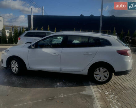 Белый Рено Меган, объемом двигателя 1.5 л и пробегом 362 тыс. км за 7799 $, фото 7 на Automoto.ua
