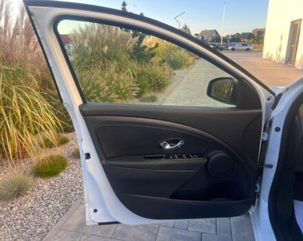 Білий Рено Меган, об'ємом двигуна 1.5 л та пробігом 190 тис. км за 9300 $, фото 12 на Automoto.ua