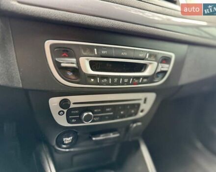 Белый Рено Меган, объемом двигателя 1.5 л и пробегом 205 тыс. км за 6700 $, фото 18 на Automoto.ua