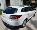 Белый Рено Меган, объемом двигателя 1.5 л и пробегом 299 тыс. км за 7700 $, фото 4 на Automoto.ua