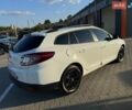 Белый Рено Меган, объемом двигателя 1.5 л и пробегом 248 тыс. км за 8800 $, фото 7 на Automoto.ua