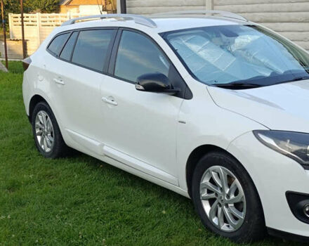 Белый Рено Меган, объемом двигателя 1.46 л и пробегом 236 тыс. км за 8999 $, фото 2 на Automoto.ua