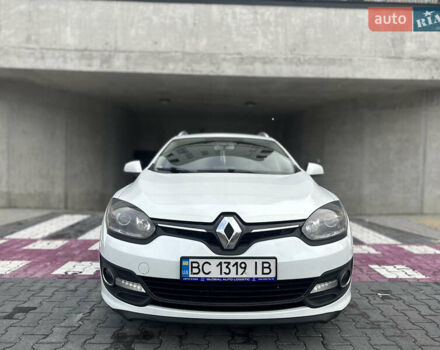 Белый Рено Меган, объемом двигателя 1.46 л и пробегом 320 тыс. км за 7999 $, фото 38 на Automoto.ua