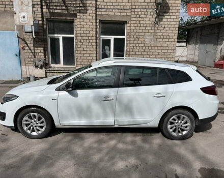 Белый Рено Меган, объемом двигателя 1.5 л и пробегом 326 тыс. км за 7900 $, фото 10 на Automoto.ua