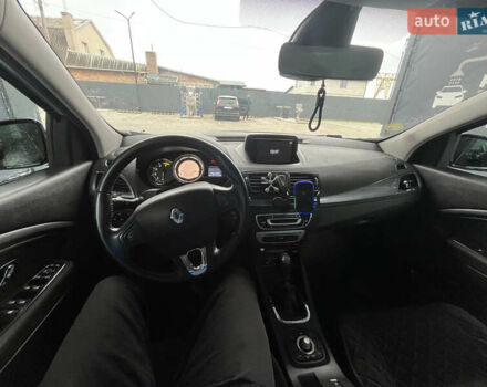 Белый Рено Меган, объемом двигателя 1.5 л и пробегом 189 тыс. км за 8900 $, фото 14 на Automoto.ua