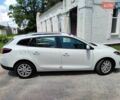 Белый Рено Меган, объемом двигателя 1.5 л и пробегом 299 тыс. км за 7700 $, фото 3 на Automoto.ua