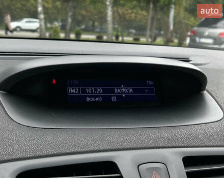 Белый Рено Меган, объемом двигателя 1.46 л и пробегом 243 тыс. км за 8850 $, фото 14 на Automoto.ua