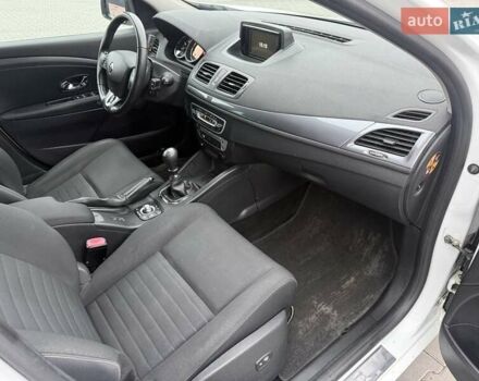 Білий Рено Меган, об'ємом двигуна 1.5 л та пробігом 260 тис. км за 8200 $, фото 13 на Automoto.ua