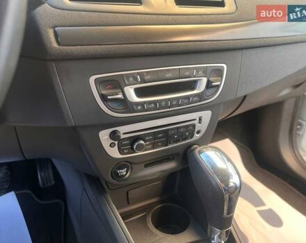 Белый Рено Меган, объемом двигателя 1.5 л и пробегом 190 тыс. км за 9100 $, фото 43 на Automoto.ua