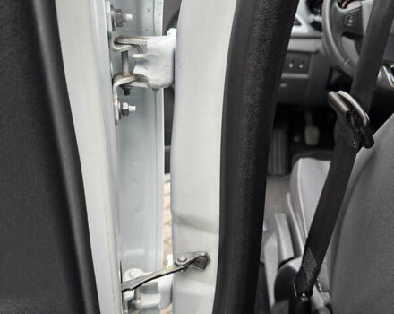 Белый Рено Меган, объемом двигателя 1.5 л и пробегом 278 тыс. км за 8900 $, фото 23 на Automoto.ua