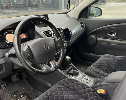 Белый Рено Меган, объемом двигателя 1.5 л и пробегом 189 тыс. км за 8900 $, фото 10 на Automoto.ua