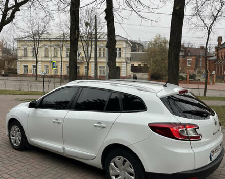 Белый Рено Меган, объемом двигателя 1.46 л и пробегом 274 тыс. км за 8752 $, фото 18 на Automoto.ua