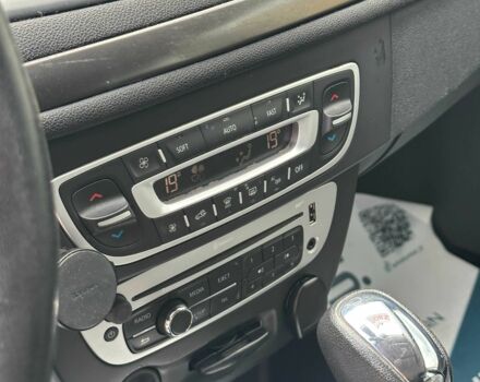 Белый Рено Меган, объемом двигателя 1.5 л и пробегом 226 тыс. км за 8900 $, фото 8 на Automoto.ua