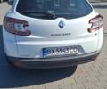 Белый Рено Меган, объемом двигателя 1.5 л и пробегом 200 тыс. км за 9000 $, фото 5 на Automoto.ua