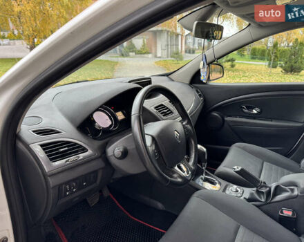 Белый Рено Меган, объемом двигателя 1.46 л и пробегом 215 тыс. км за 8450 $, фото 11 на Automoto.ua