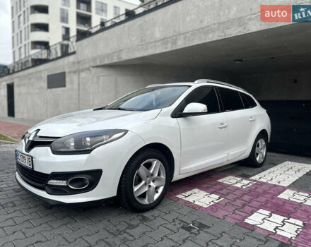 Белый Рено Меган, объемом двигателя 1.46 л и пробегом 320 тыс. км за 7999 $, фото 40 на Automoto.ua