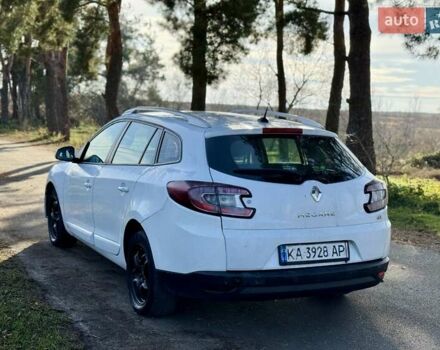 Белый Рено Меган, объемом двигателя 1.5 л и пробегом 222 тыс. км за 5499 $, фото 3 на Automoto.ua