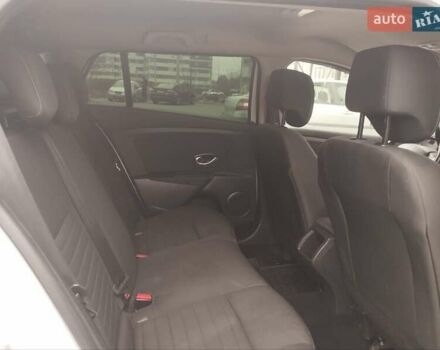 Белый Рено Меган, объемом двигателя 1.5 л и пробегом 349 тыс. км за 8200 $, фото 6 на Automoto.ua