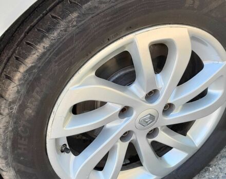 Белый Рено Меган, объемом двигателя 1.44 л и пробегом 206 тыс. км за 8900 $, фото 1 на Automoto.ua