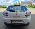 Белый Рено Меган, объемом двигателя 1.5 л и пробегом 280 тыс. км за 5800 $, фото 5 на Automoto.ua