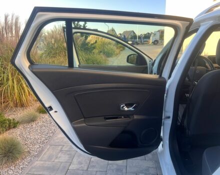 Белый Рено Меган, объемом двигателя 1.5 л и пробегом 190 тыс. км за 9200 $, фото 13 на Automoto.ua