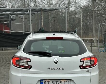 Белый Рено Меган, объемом двигателя 1.5 л и пробегом 150 тыс. км за 8000 $, фото 2 на Automoto.ua