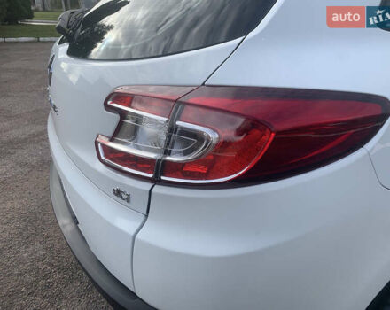 Рено Меган 2015 в Ровно на Automoto.ua Белый Рено Меган, объемом двигателя 1.5 л и пробегом 167 тыс. км за 9199 $, фото 27 на Automoto.ua