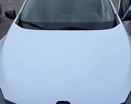 Белый Рено Меган, объемом двигателя 1.6 л и пробегом 246 тыс. км за 9900 $, фото 25 на Automoto.ua