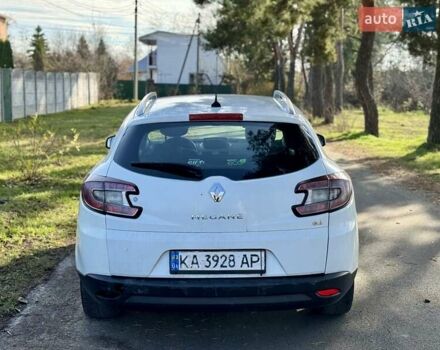 Белый Рено Меган, объемом двигателя 1.5 л и пробегом 222 тыс. км за 5499 $, фото 4 на Automoto.ua