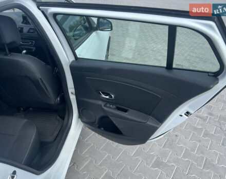 Белый Рено Меган, объемом двигателя 1.46 л и пробегом 126 тыс. км за 9500 $, фото 9 на Automoto.ua