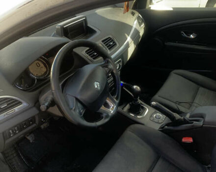 Белый Рено Меган, объемом двигателя 1.5 л и пробегом 362 тыс. км за 7799 $, фото 18 на Automoto.ua