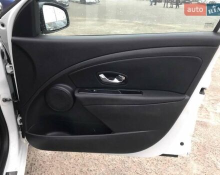 Білий Рено Меган, об'ємом двигуна 1.5 л та пробігом 315 тис. км за 8790 $, фото 12 на Automoto.ua