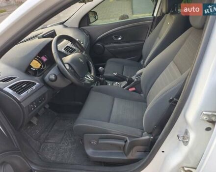 Білий Рено Меган, об'ємом двигуна 1.5 л та пробігом 245 тис. км за 8999 $, фото 20 на Automoto.ua