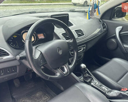 Белый Рено Меган, объемом двигателя 1.46 л и пробегом 320 тыс. км за 7999 $, фото 23 на Automoto.ua