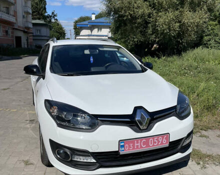 Белый Рено Меган, объемом двигателя 1.5 л и пробегом 175 тыс. км за 10200 $, фото 2 на Automoto.ua