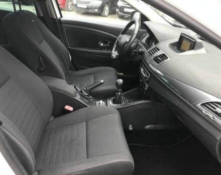 Белый Рено Меган, объемом двигателя 1.5 л и пробегом 315 тыс. км за 8790 $, фото 13 на Automoto.ua