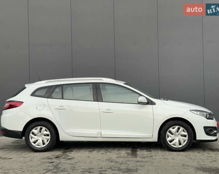 Белый Рено Меган, объемом двигателя 1.5 л и пробегом 113 тыс. км за 11500 $, фото 5 на Automoto.ua