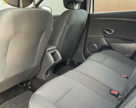 Белый Рено Меган, объемом двигателя 1.5 л и пробегом 196 тыс. км за 9500 $, фото 24 на Automoto.ua