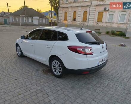 Білий Рено Меган, об'ємом двигуна 1.5 л та пробігом 243 тис. км за 9600 $, фото 3 на Automoto.ua