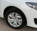 Белый Рено Меган, объемом двигателя 1.5 л и пробегом 250 тыс. км за 8150 $, фото 5 на Automoto.ua