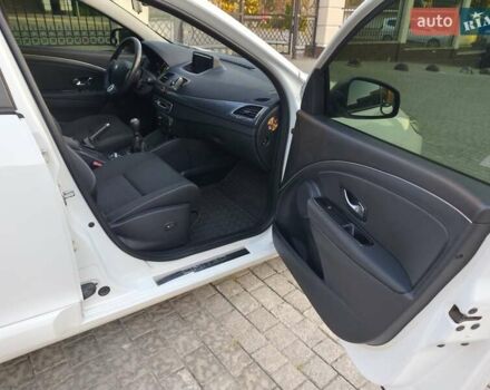 Білий Рено Меган, об'ємом двигуна 1.5 л та пробігом 245 тис. км за 8999 $, фото 26 на Automoto.ua