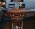 Белый Рено Меган, объемом двигателя 1.5 л и пробегом 260 тыс. км за 8100 $, фото 4 на Automoto.ua