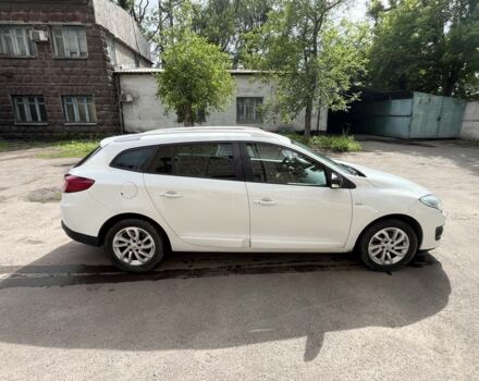 Белый Рено Меган, объемом двигателя 1.5 л и пробегом 325 тыс. км за 8100 $, фото 1 на Automoto.ua