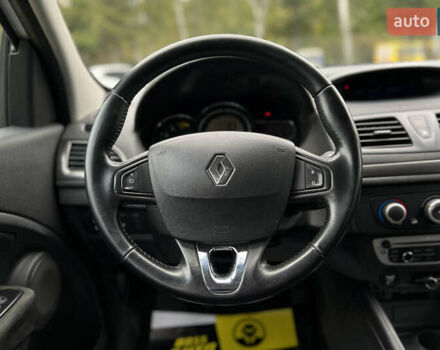 Белый Рено Меган, объемом двигателя 1.46 л и пробегом 243 тыс. км за 8850 $, фото 12 на Automoto.ua