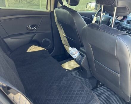 Белый Рено Меган, объемом двигателя 1.5 л и пробегом 290 тыс. км за 8799 $, фото 5 на Automoto.ua