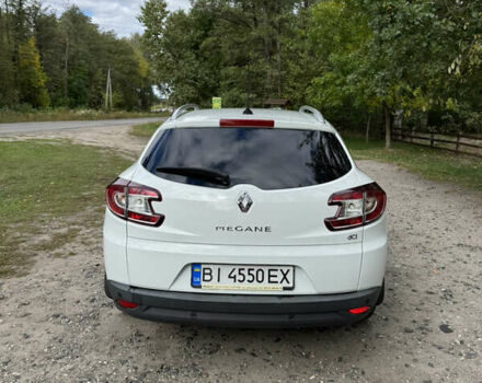 Белый Рено Меган, объемом двигателя 1.5 л и пробегом 186 тыс. км за 10500 $, фото 6 на Automoto.ua